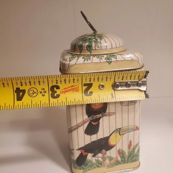 Bird Cage Vintage Toucan Macaw Parrot Tin - Picture 9 of 9